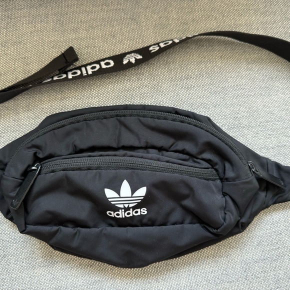 Adidas Black Trefoil Waist Pack - Picture 2 of 5